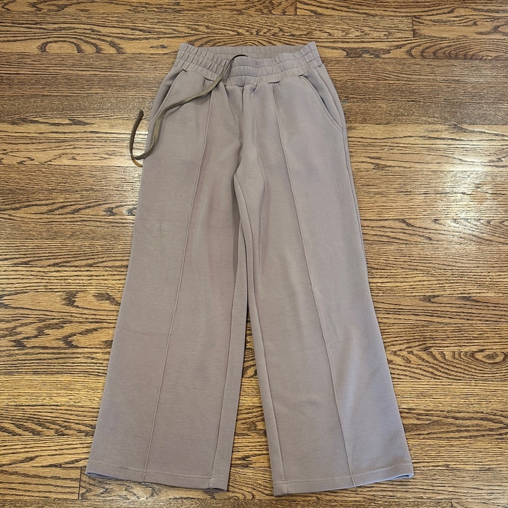 Varley The Wide Pants 28 inch XS Taupe